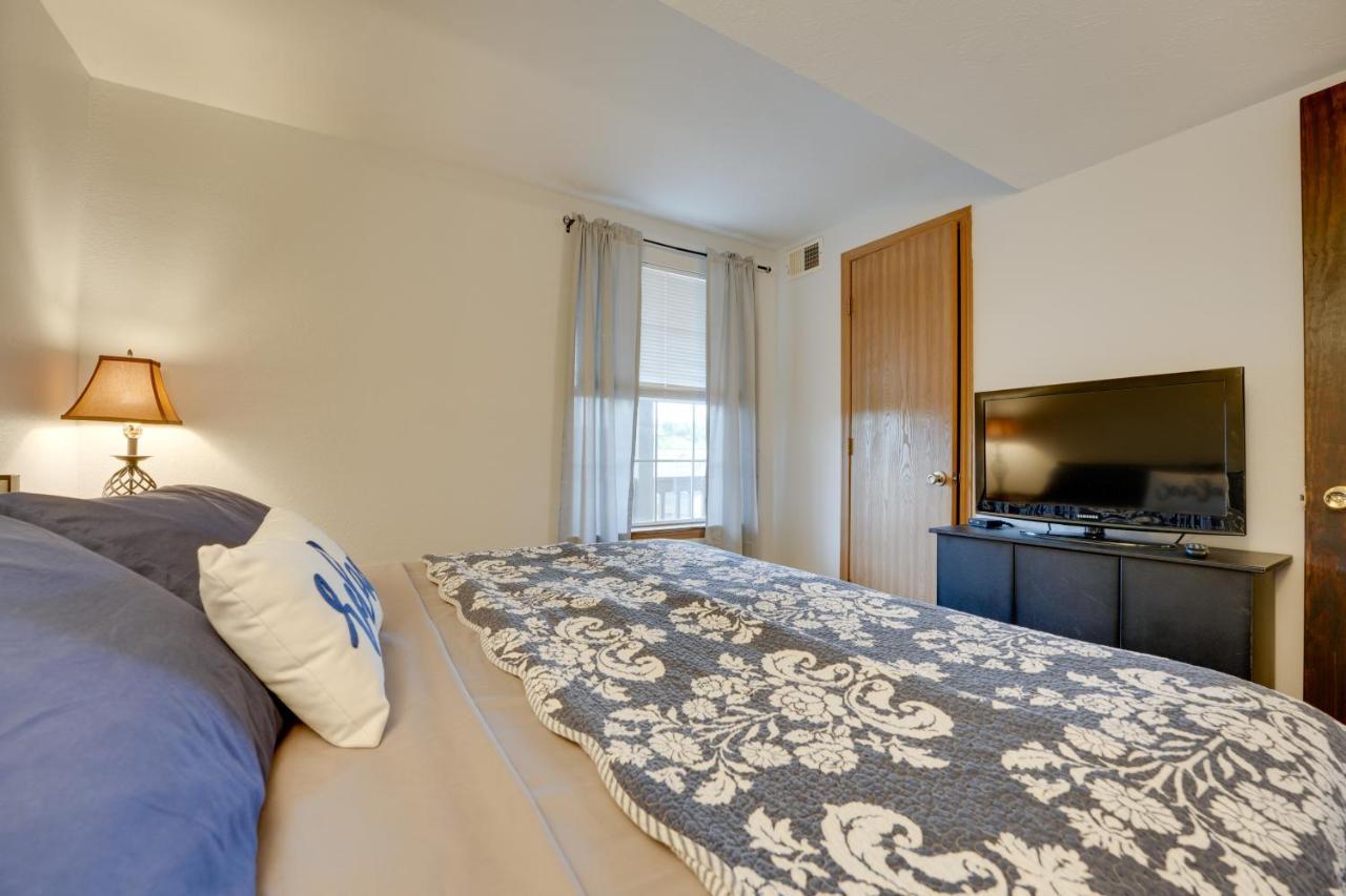 Condo With Balcony And Grill 3 Mi To Moonshine Beach! Μπράνσον Εξωτερικό φωτογραφία